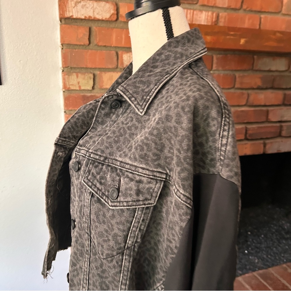 All Saints Anders Leo Mixed Media Cropped Denim Jacket in Washed Black Sz M/L - Picture 7 of 10